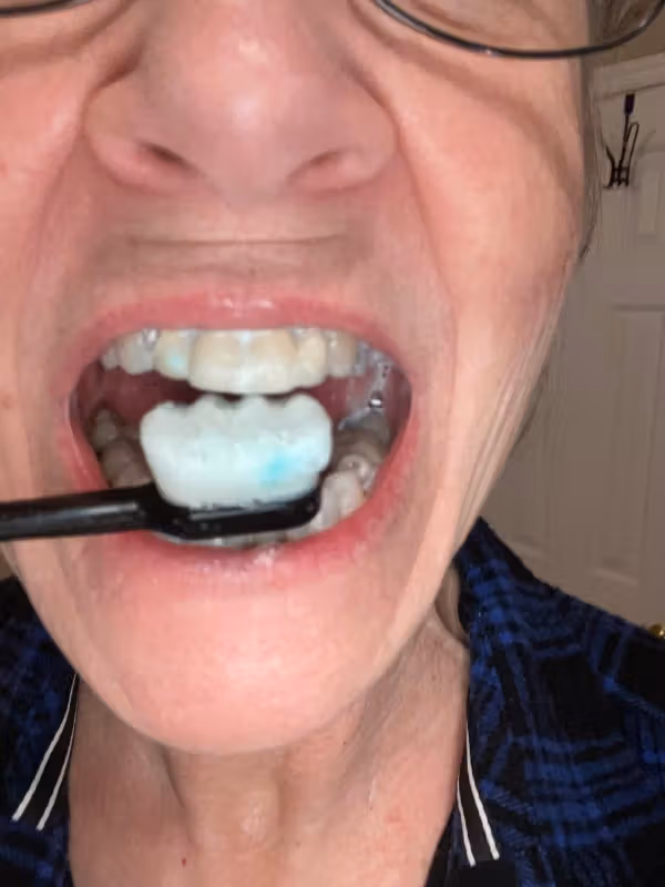 Customer review image from Rachel L.